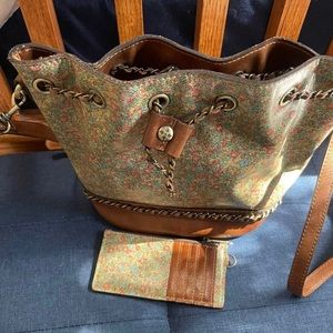 Patricia Nash crossbody bucket bag with card case